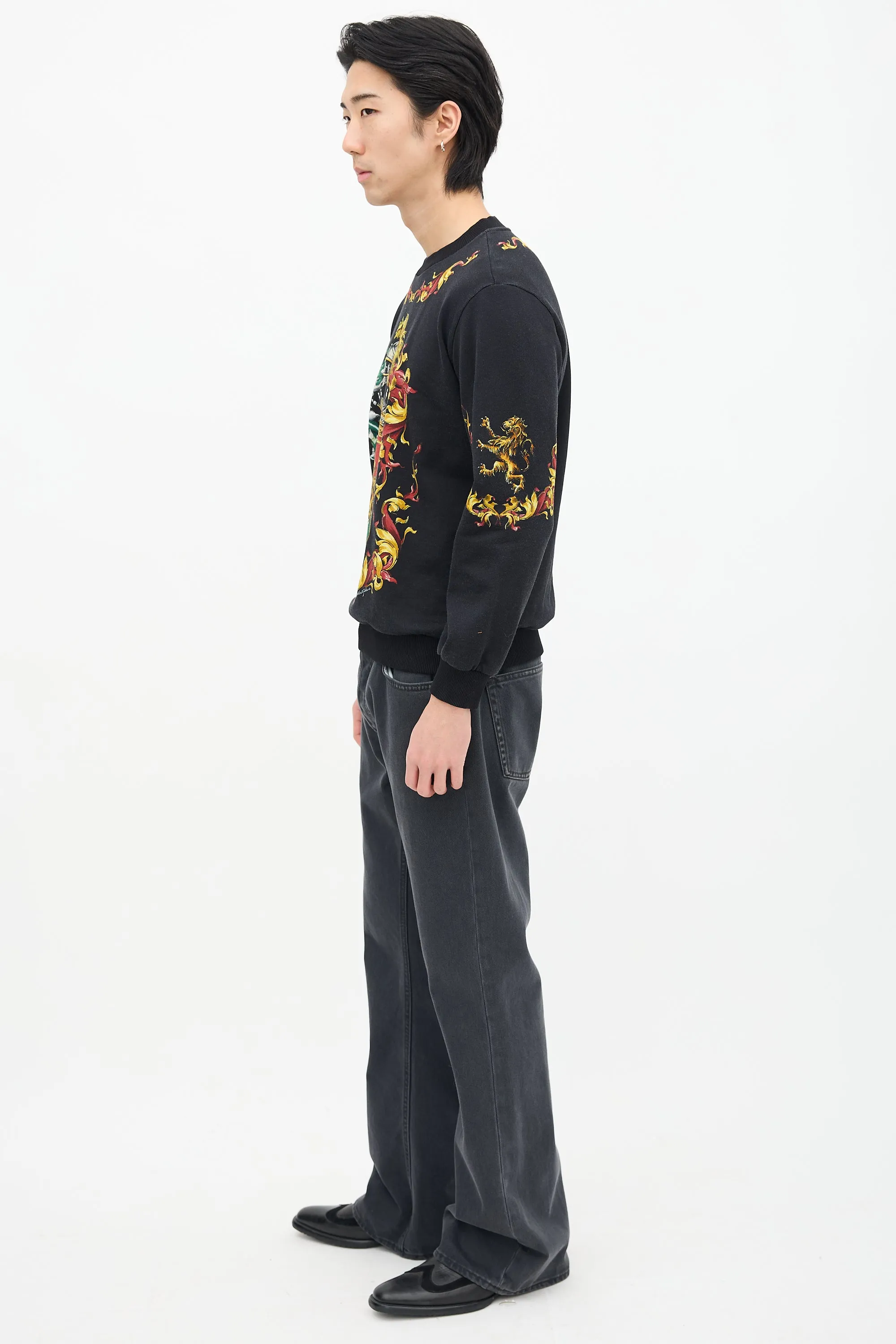 Armour Graphic Crewneck